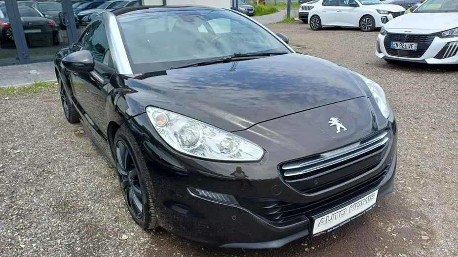 PEUGEOT RCZ -