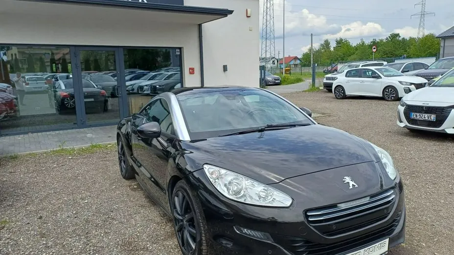 PEUGEOT RCZ -