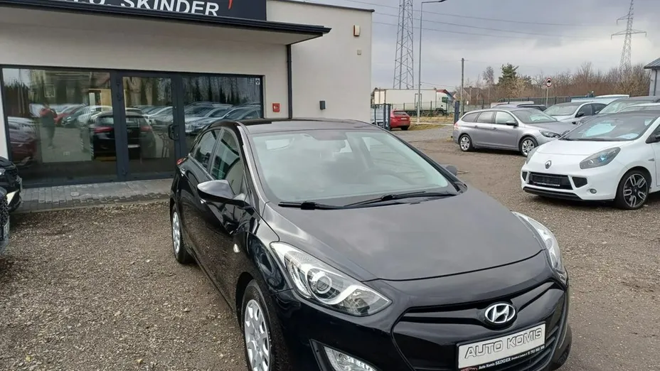 HYUNDAI i30 -