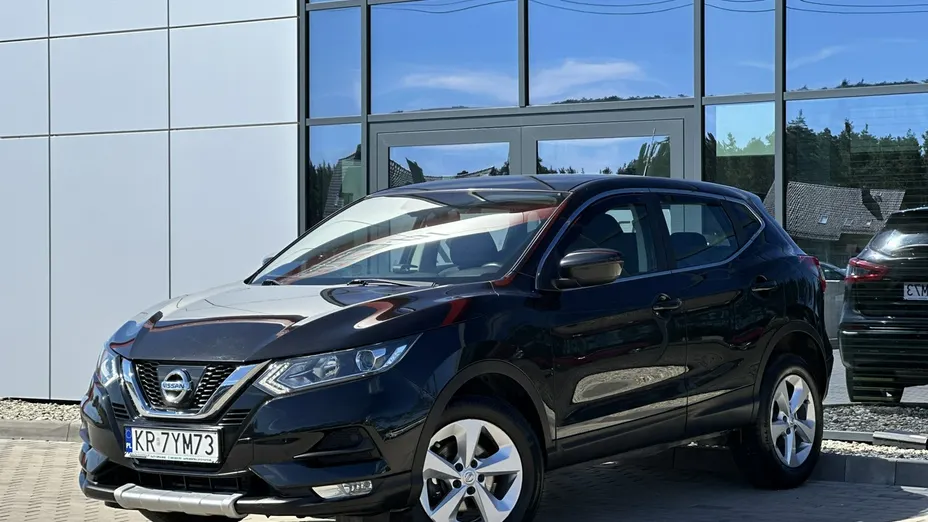 NISSAN Qashqai -