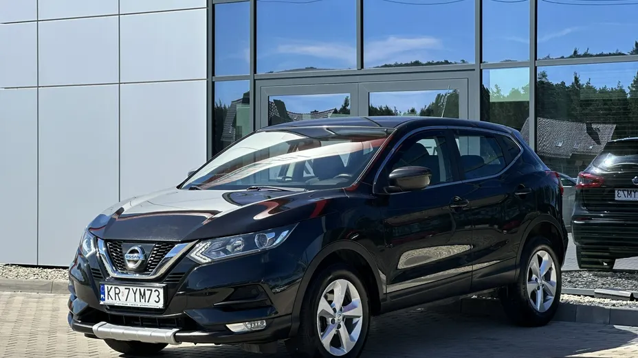 NISSAN Qashqai -
