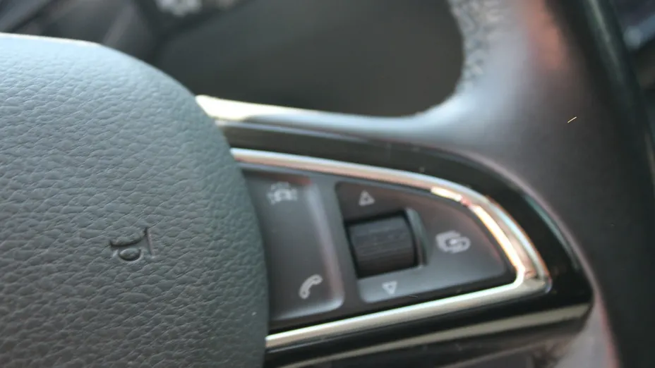 SKODA Superb -