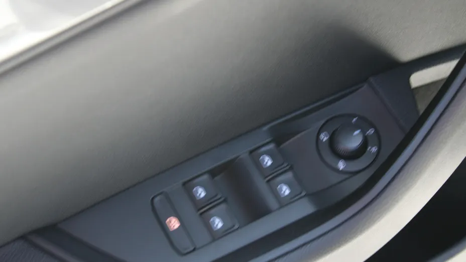 SKODA Superb -