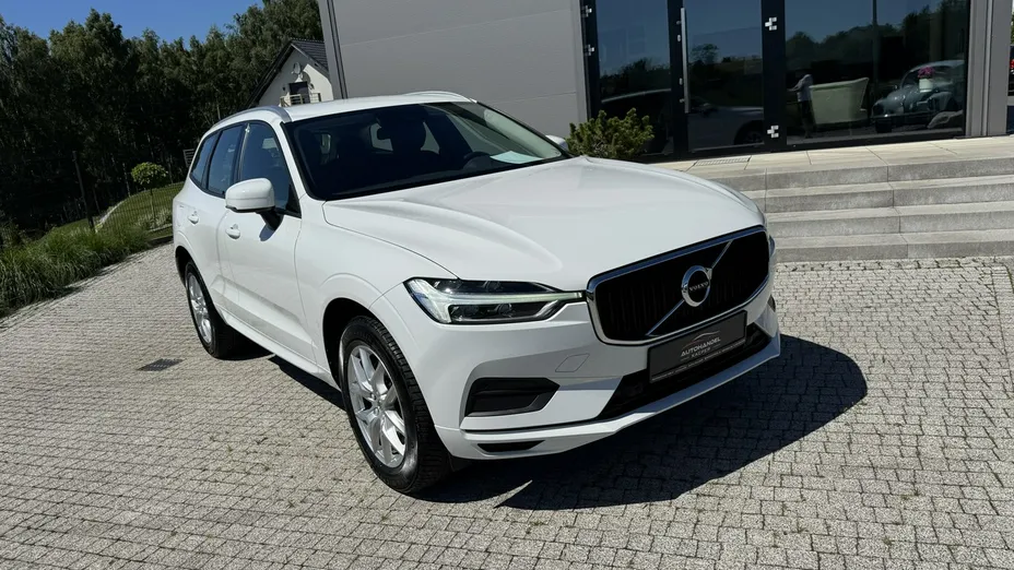 VOLVO XC60 -