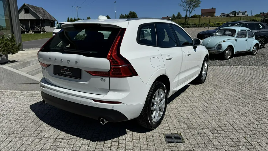 VOLVO XC60 -