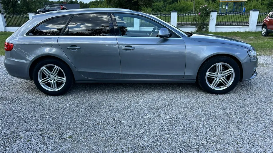AUDI A4 Avant -