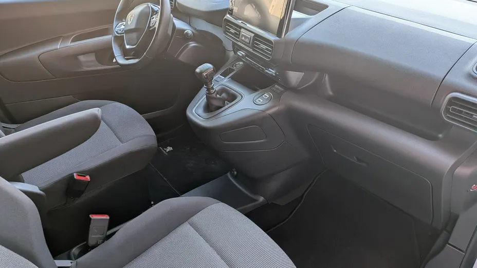 PEUGEOT Partner -