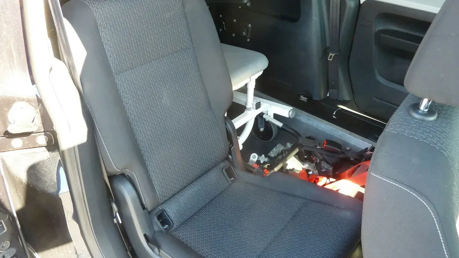 VOLKSWAGEN Caddy -