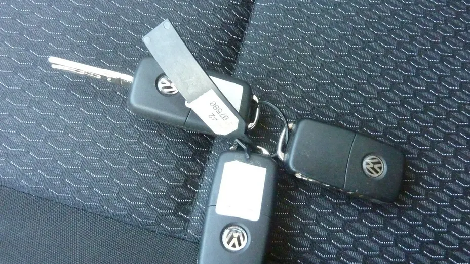 VOLKSWAGEN Caddy -