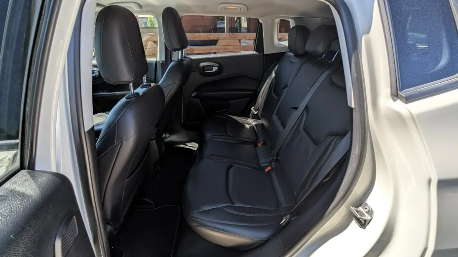 JEEP Compass -