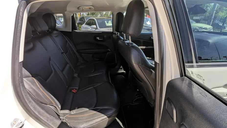 JEEP Compass -