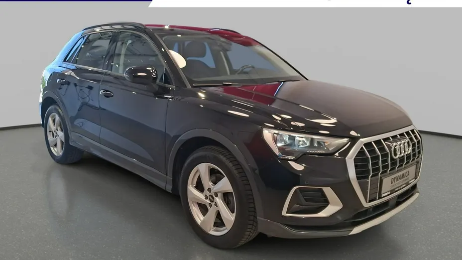 AUDI Q3 -