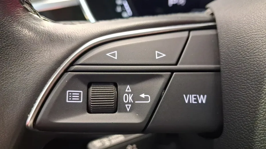 AUDI Q3 -