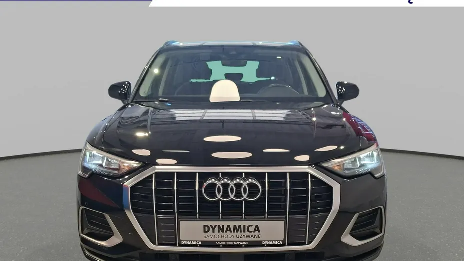 AUDI Q3 -
