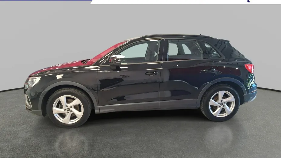 AUDI Q3 -