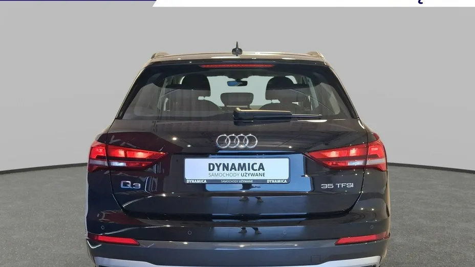 AUDI Q3 -