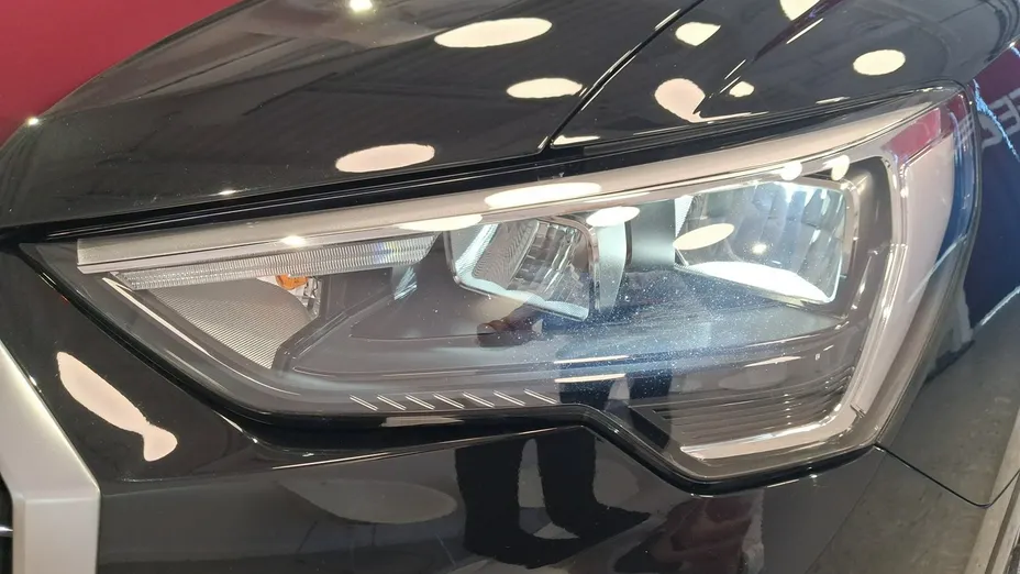 AUDI Q3 -