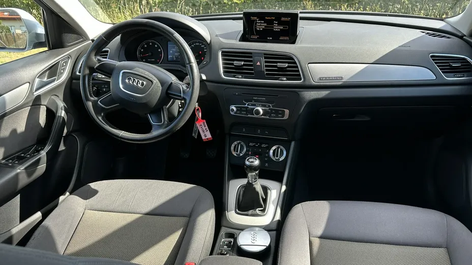AUDI Q3 -
