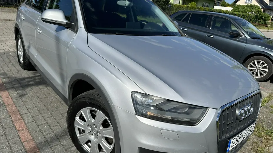 AUDI Q3 -