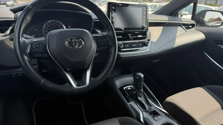 TOYOTA Corolla -