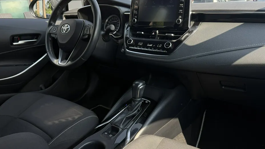 TOYOTA Corolla -