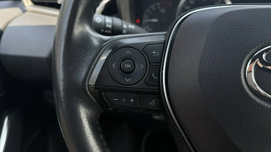 TOYOTA Corolla -