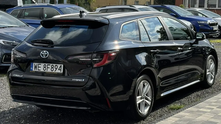 TOYOTA Corolla -