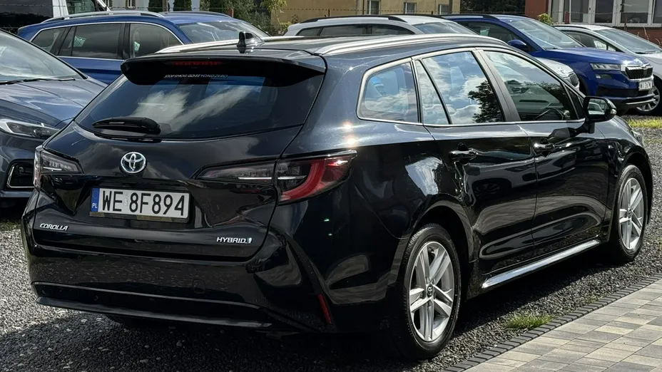 TOYOTA Corolla -