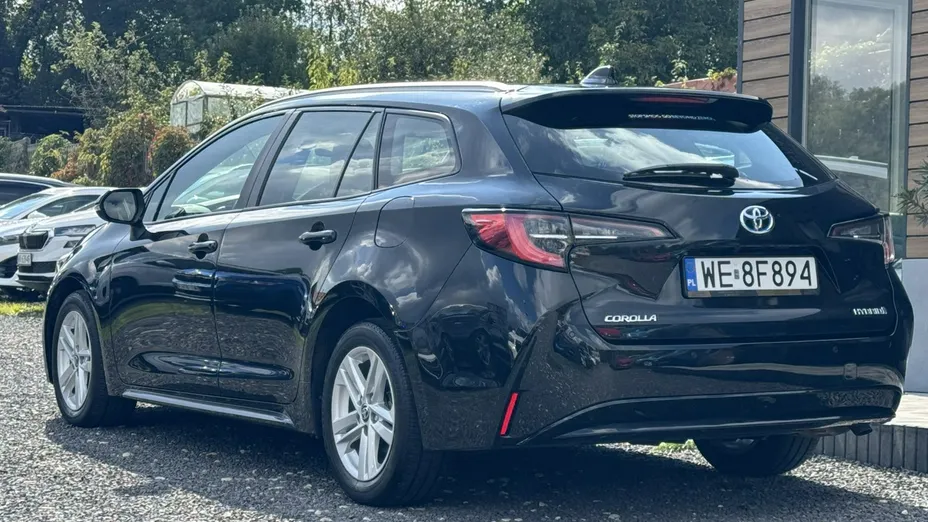 TOYOTA Corolla -