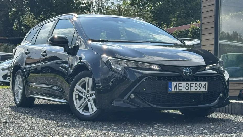 TOYOTA Corolla -