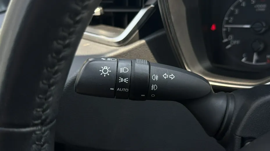 TOYOTA Corolla -