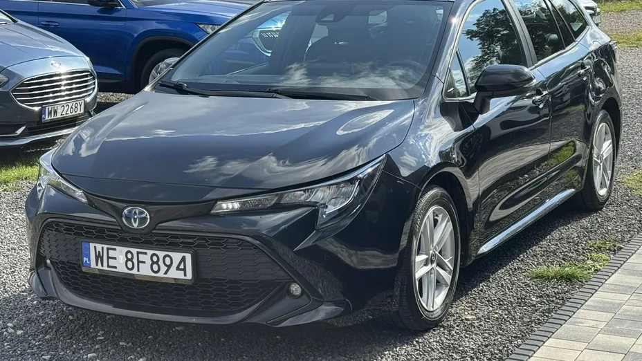 TOYOTA Corolla -