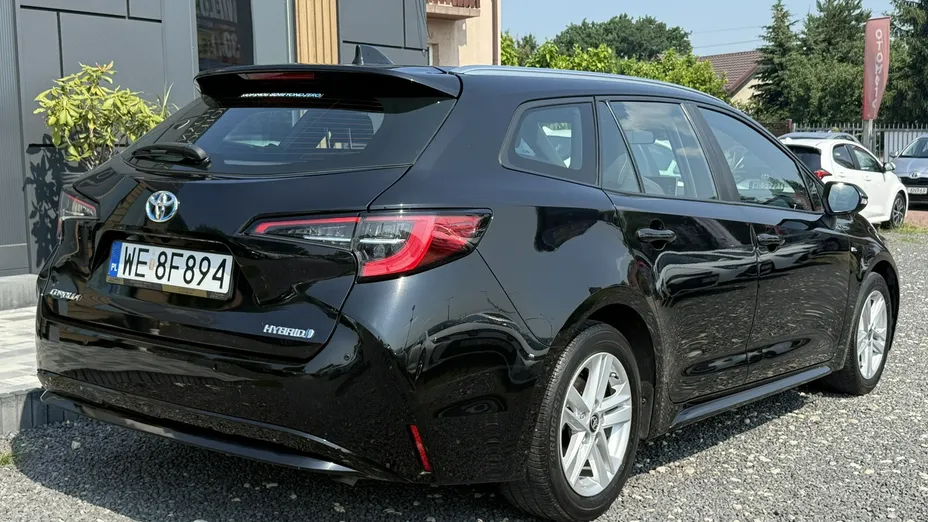 TOYOTA Corolla -