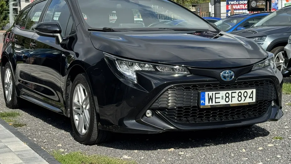 TOYOTA Corolla -