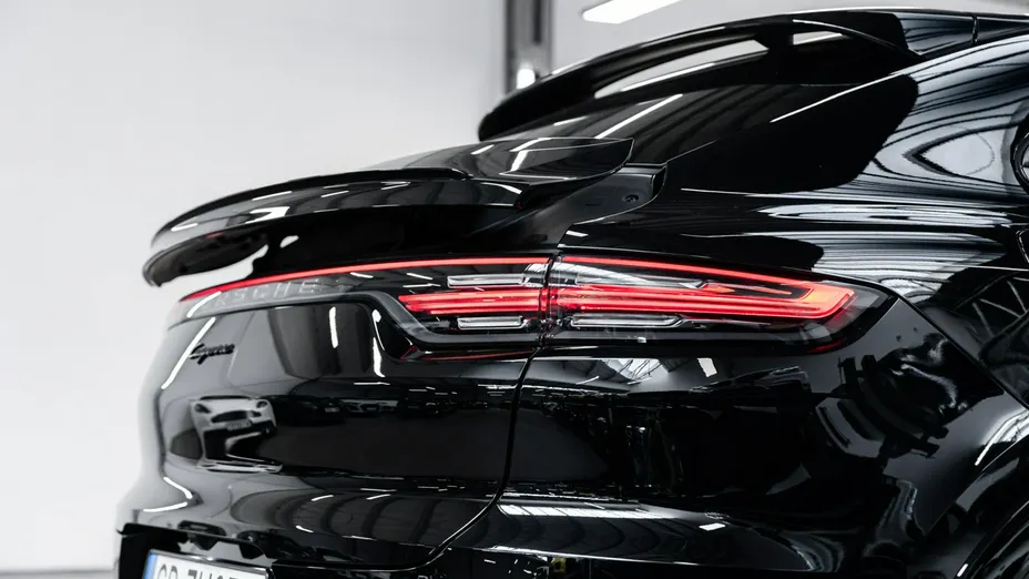 PORSCHE Cayenne -