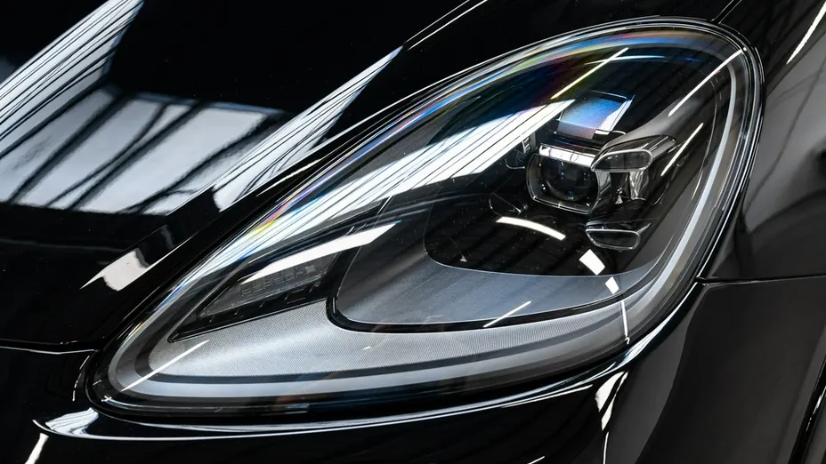 PORSCHE Cayenne -