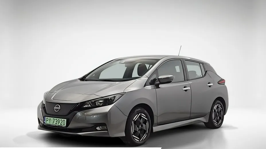 NISSAN Leaf -
