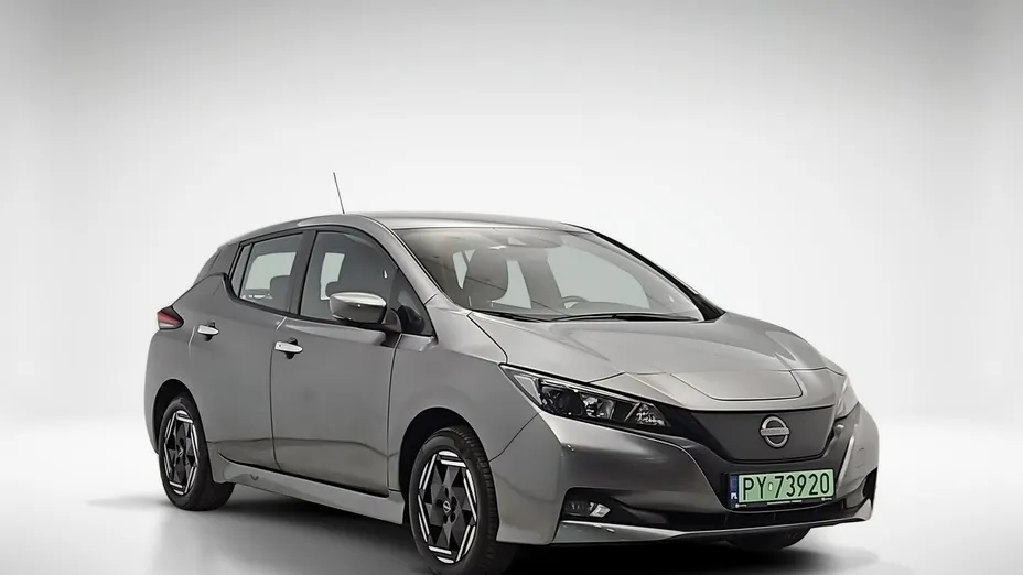 NISSAN Leaf -