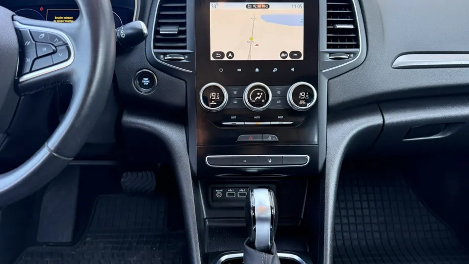 RENAULT Megane -