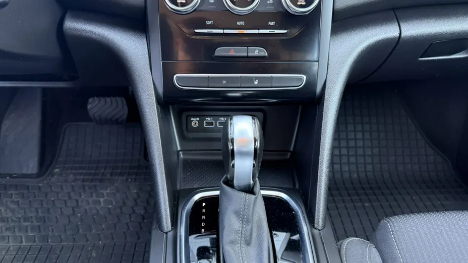 RENAULT Megane -