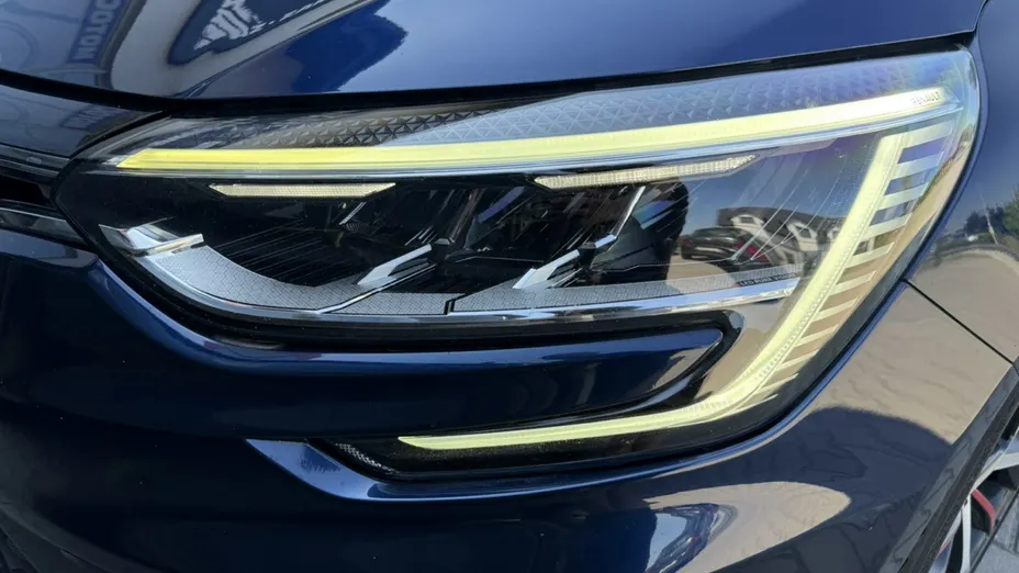RENAULT Megane -