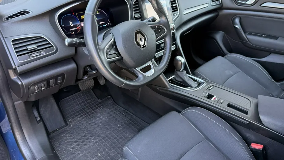 RENAULT Megane -
