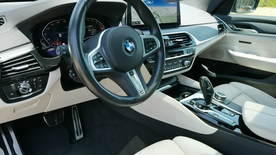 BMW 6GT -