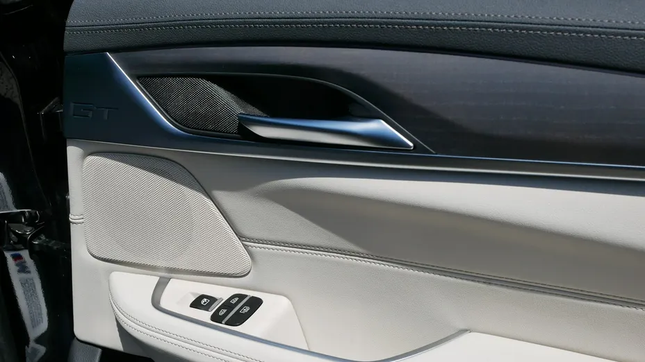 BMW 6GT -