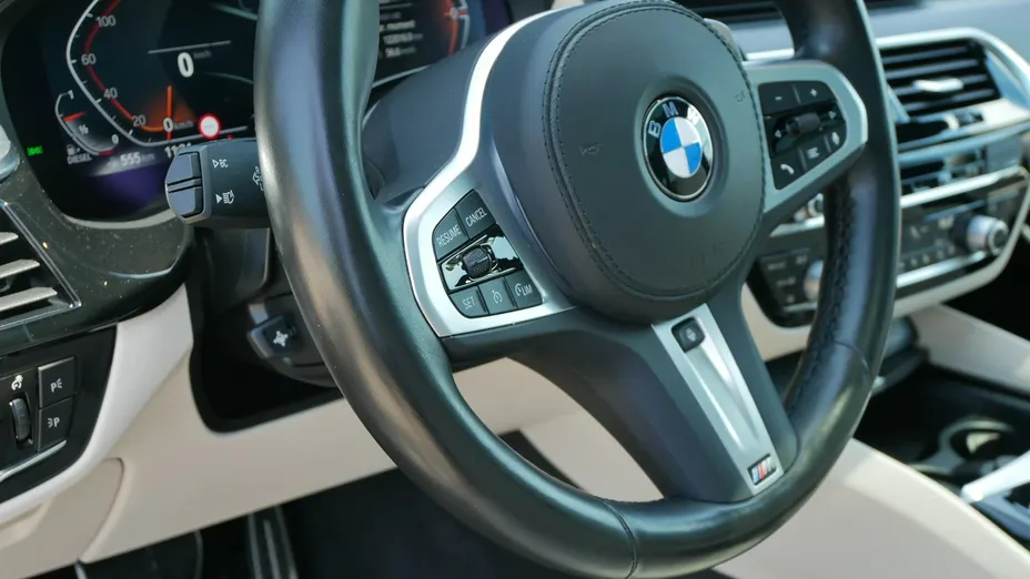 BMW 6GT -