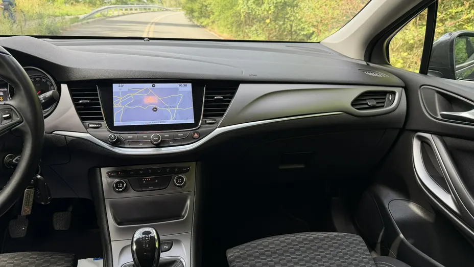 OPEL Astra -