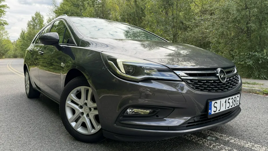 OPEL Astra -
