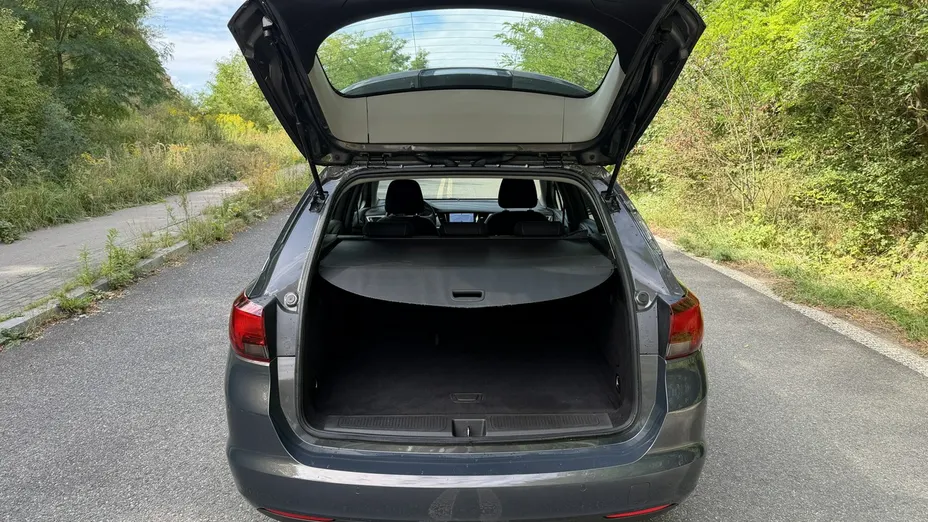 OPEL Astra -