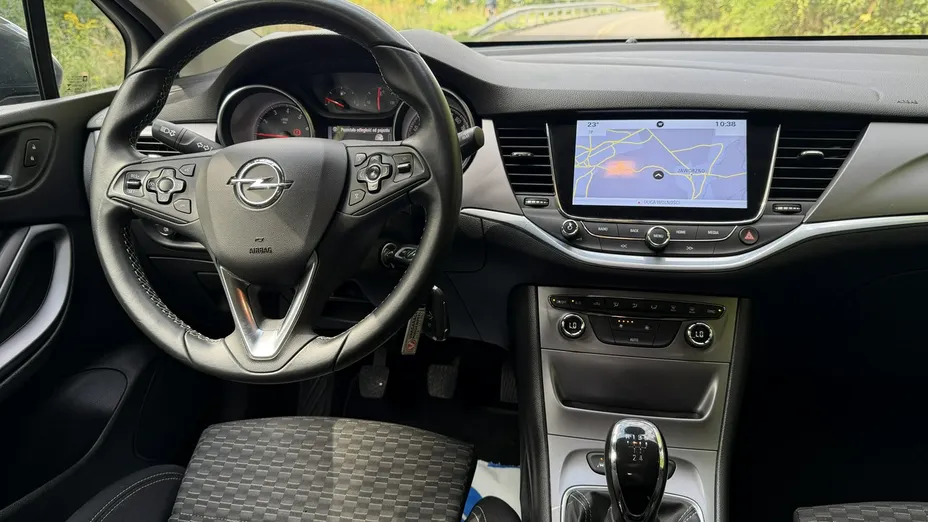 OPEL Astra -