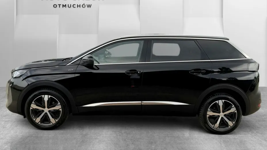 PEUGEOT 5008 -